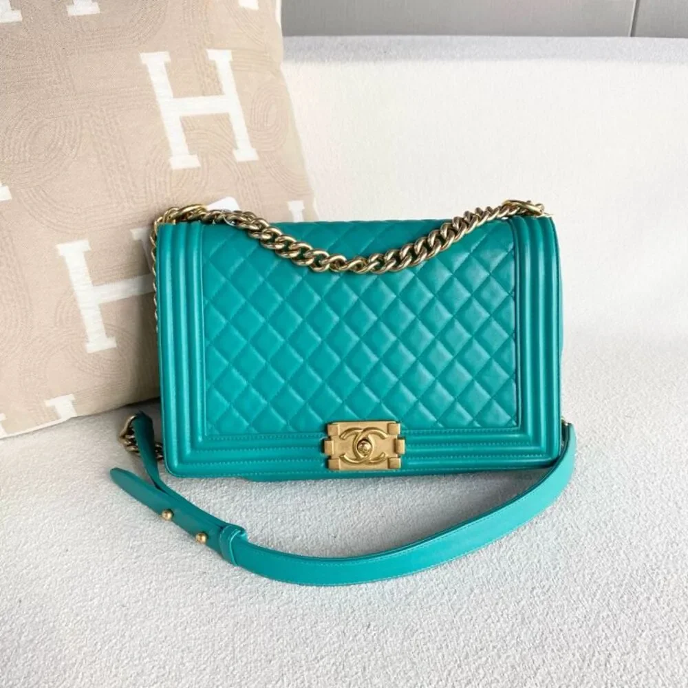 Chanel Women Pre-Loved Bag Very Good Condition